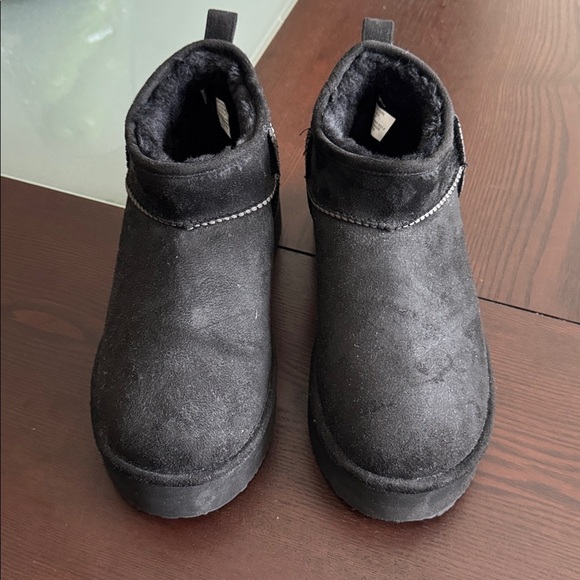 Madden Girl Platform Boot - Picture 7 of 9